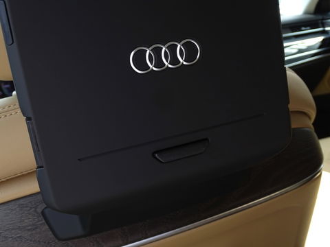 Audi A8 60 TFSIe 449PK V6 / B&O / Alcantara / Massage / TV / Matrix