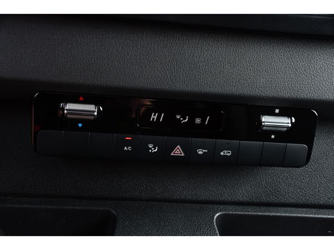 Mercedes-Benz Sprinter 316 2.2 CDI L2H2 PB Edition Adaptieve Cruise, Camera, 164pk, Automaat, Carplay, Multimedia, Trekhaak, NAVI, Uniek!