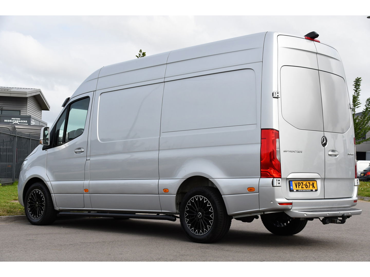 Mercedes-Benz Sprinter 316 2.2 CDI L2H2 PB Edition Adaptieve Cruise, Camera, 164pk, Automaat, Carplay, Multimedia, Trekhaak, NAVI, Uniek!