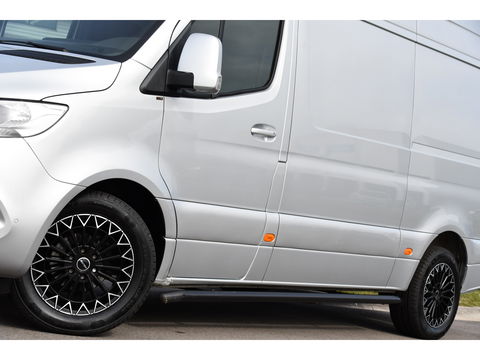 Mercedes-Benz Sprinter 316 2.2 CDI L2H2 PB Edition Adaptieve Cruise, Camera, 164pk, Automaat, Carplay, Multimedia, Trekhaak, NAVI, Uniek!