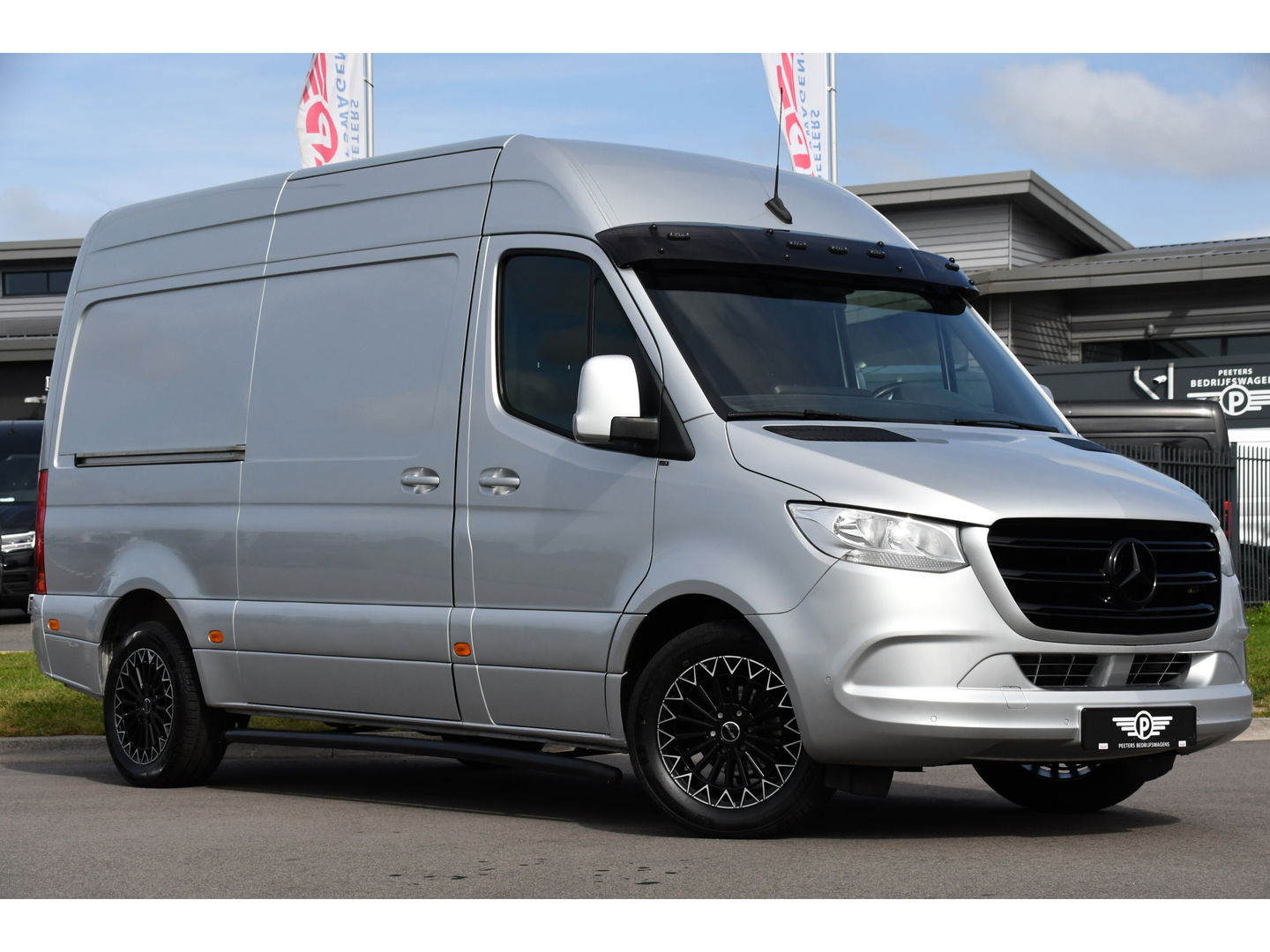 Mercedes-Benz Sprinter 316 2.2 CDI L2H2 PB Edition Adaptieve Cruise, Camera, 164pk, Automaat, Carplay, Multimedia, Trekhaak, NAVI, Uniek!