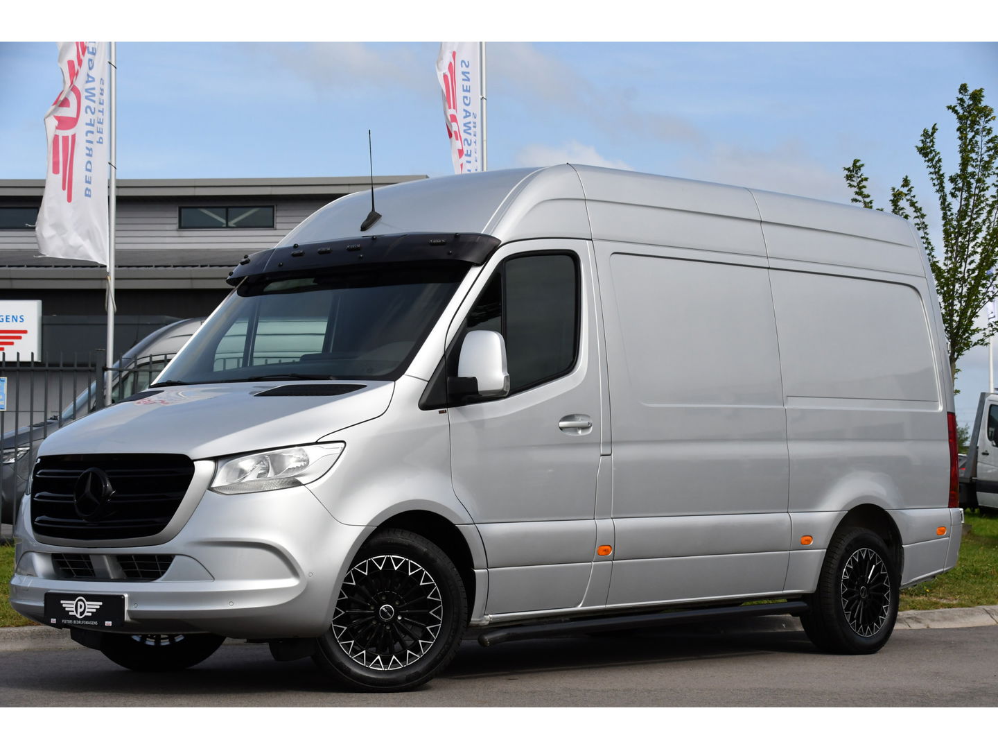 Mercedes-Benz Sprinter 316 2.2 CDI L2H2 PB Edition Adaptieve Cruise, Camera, 164pk, Automaat, Carplay, Multimedia, Trekhaak, NAVI, Uniek!