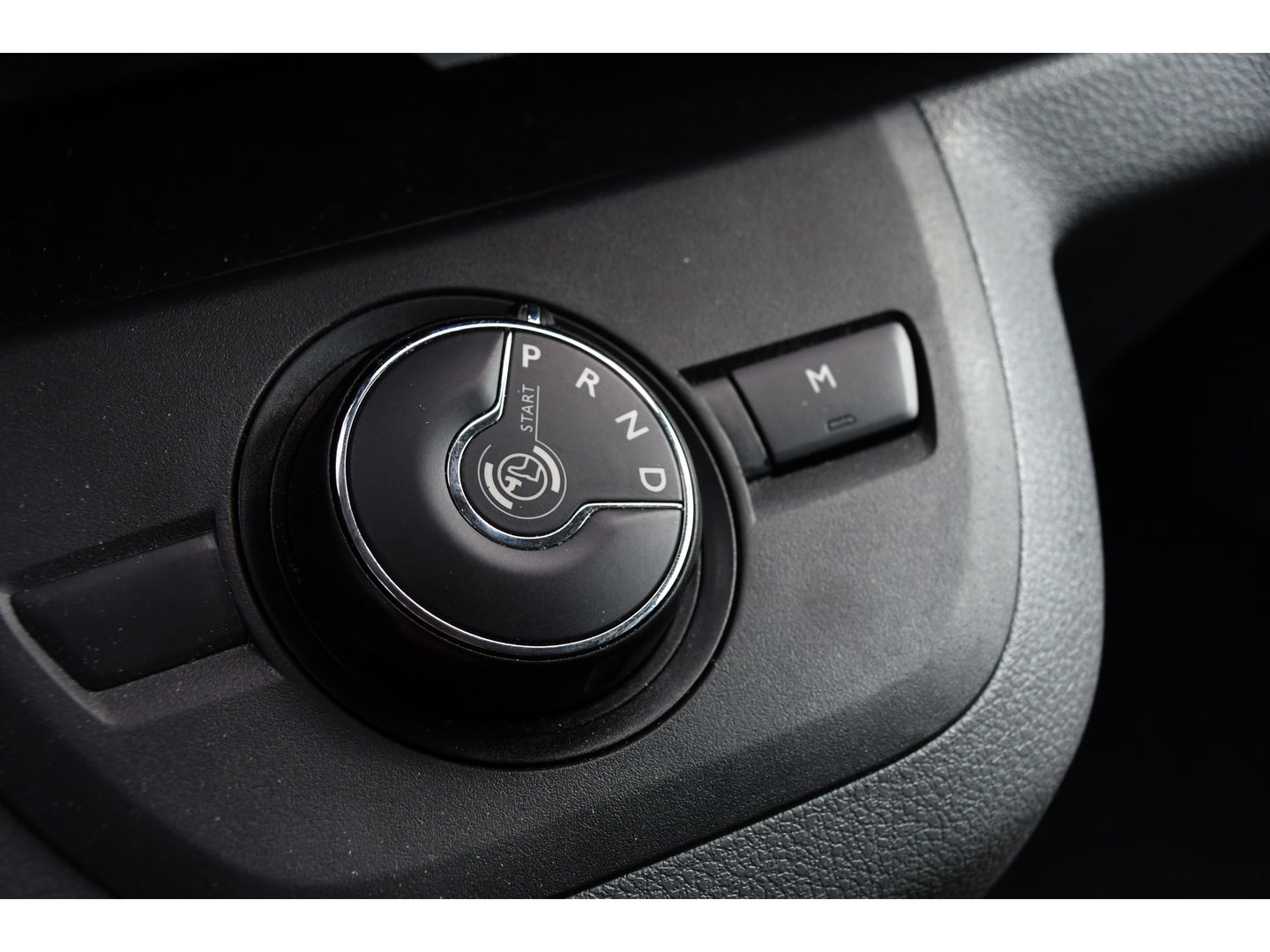 Peugeot Expert 2.0 BlueHDI L3 PB Edition DC Cruise, Carplay. Automaat, 2 x Schuifdeur, Sensoren, 120pk, Multimedia, Uniek!
