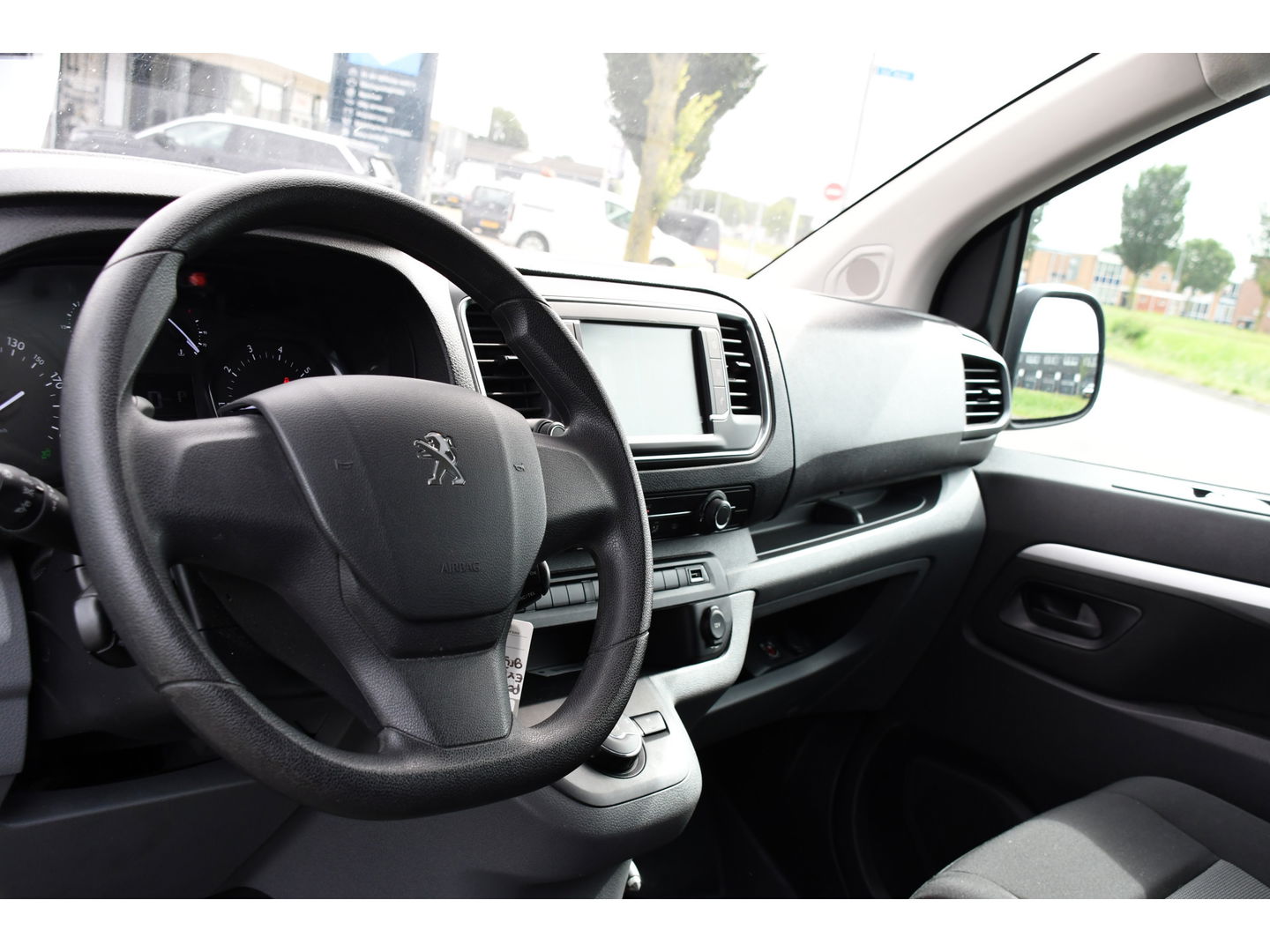 Peugeot Expert 2.0 BlueHDI L3 PB Edition DC Cruise, Carplay. Automaat, 2 x Schuifdeur, Sensoren, 120pk, Multimedia, Uniek!