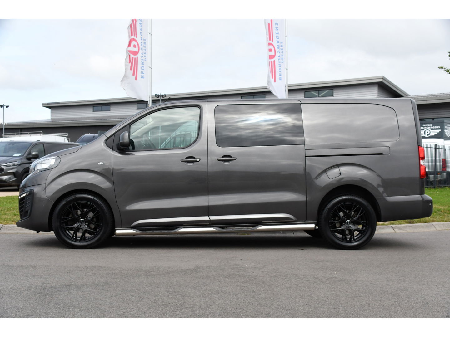 Peugeot Expert 2.0 BlueHDI L3 PB Edition DC Cruise, Carplay. Automaat, 2 x Schuifdeur, Sensoren, 120pk, Multimedia, Uniek!