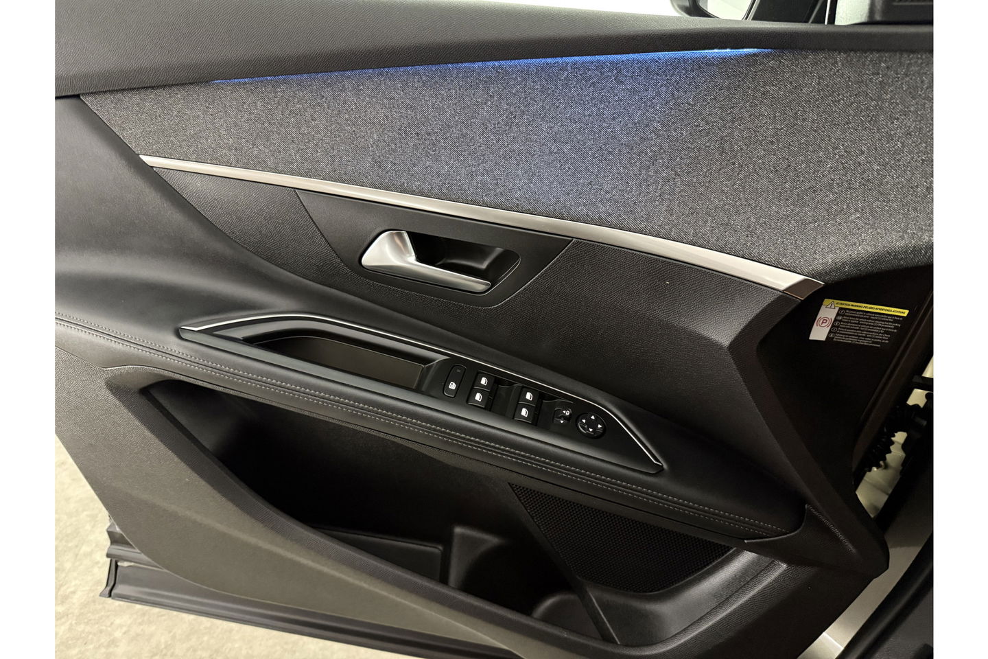 Peugeot 5008 1.2 PureTech 7p 360 Camera Pano Sfeer LED Carplay Cruise Clima Virtual Navi PDC 19"LMV