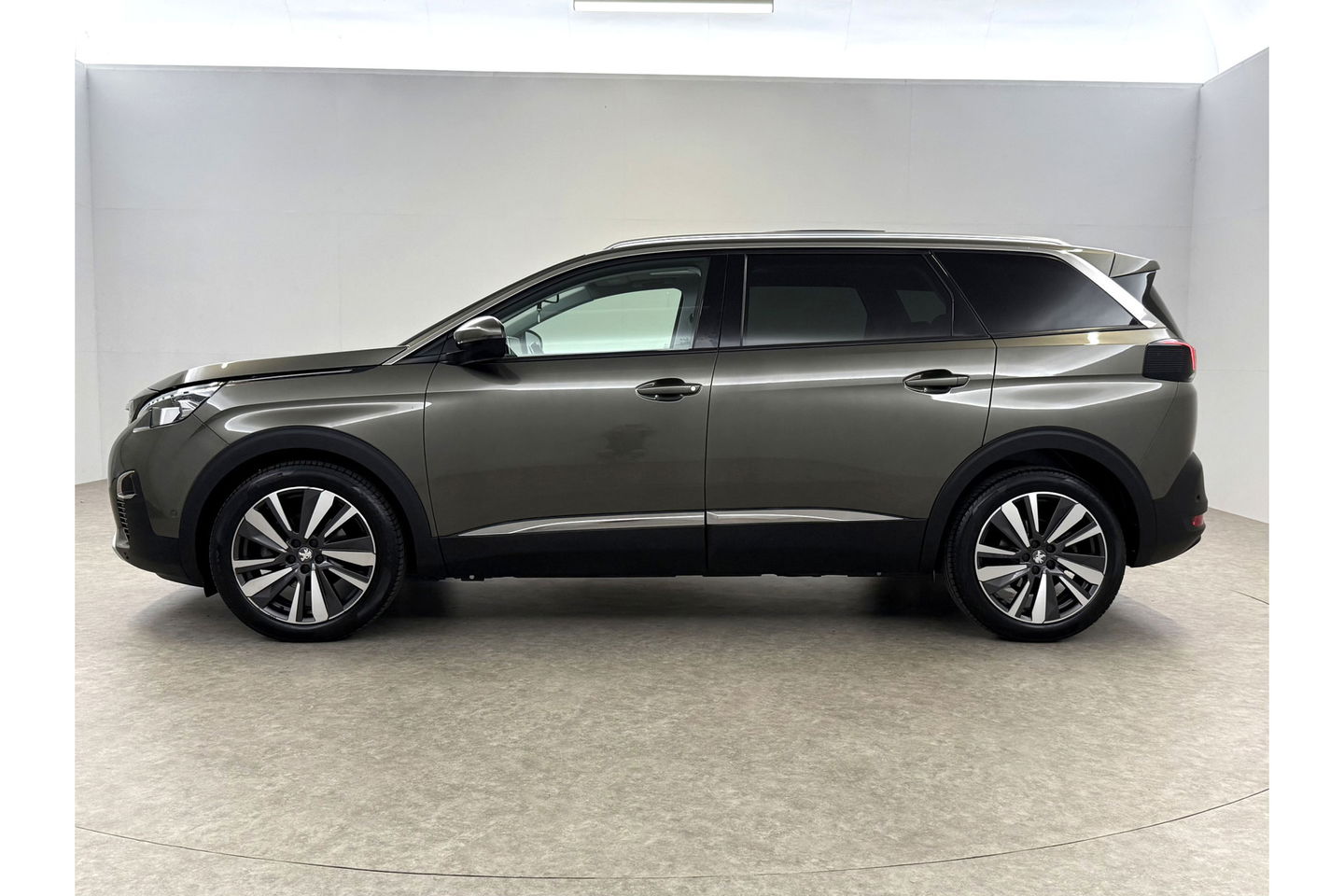 Peugeot 5008 1.2 PureTech 7p 360 Camera Pano Sfeer LED Carplay Cruise Clima Virtual Navi PDC 19"LMV