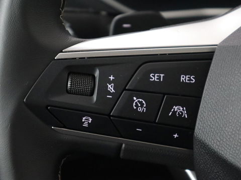 SEAT Tarraco 1.4 TSI e-Hybrid PHEV Xcellence | Panoramadak | Leder | Trekhaak | Stoel & achterbankverwarming | Adaptive cruise | Carplay | Camera | Digital Cockpit | Navigatie | Plug In