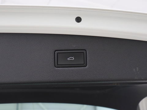 SEAT Tarraco 1.4 TSI e-Hybrid PHEV Xcellence | Panoramadak | Leder | Trekhaak | Stoel & achterbankverwarming | Adaptive cruise | Carplay | Camera | Digital Cockpit | Navigatie | Plug In