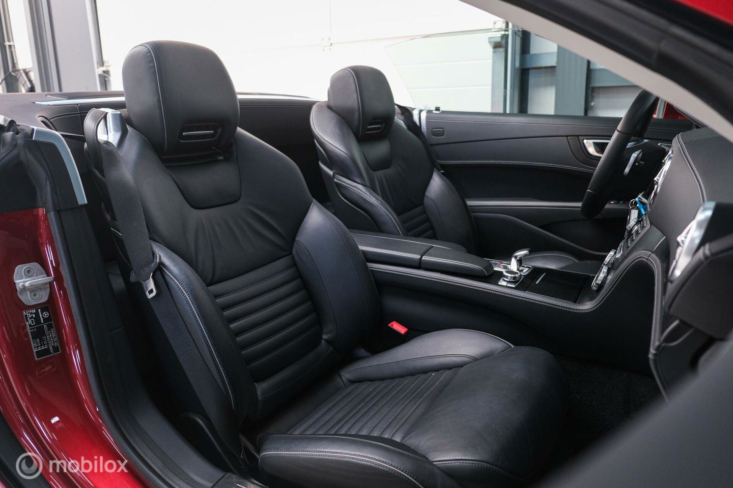Mercedes-Benz SL-Klasse 400 Roadster | Panorama | Airscarf | Nieuwstaat | LED | Cruise control | Dealer onderhouden |