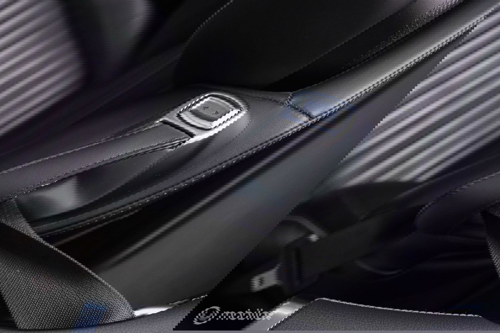 Mercedes-Benz SL-Klasse 400 Roadster | Panorama | Airscarf | Nieuwstaat | LED | Cruise control | Dealer onderhouden |