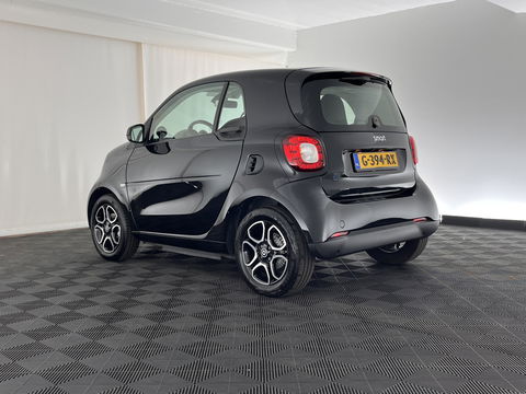 Smart Fortwo EQ Business Solution 18 kWh [3-Fase] ( SOH-93%) Aut. *PANO | LUXURY-LEATHER | NAVI-FULLMAP | CAMERA | HEATED-COMFORTSEATS | AIRCO | CRUISE | AMBIENT-LIGHT | 15''ALU*