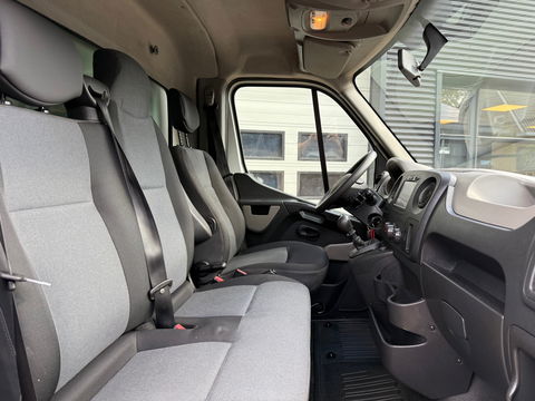 Renault Master T35 2.3 dCi 164 pk Bakwangen - Laadklep - 3,5t KG AWK Trekhaak - SERVICE WAGEN