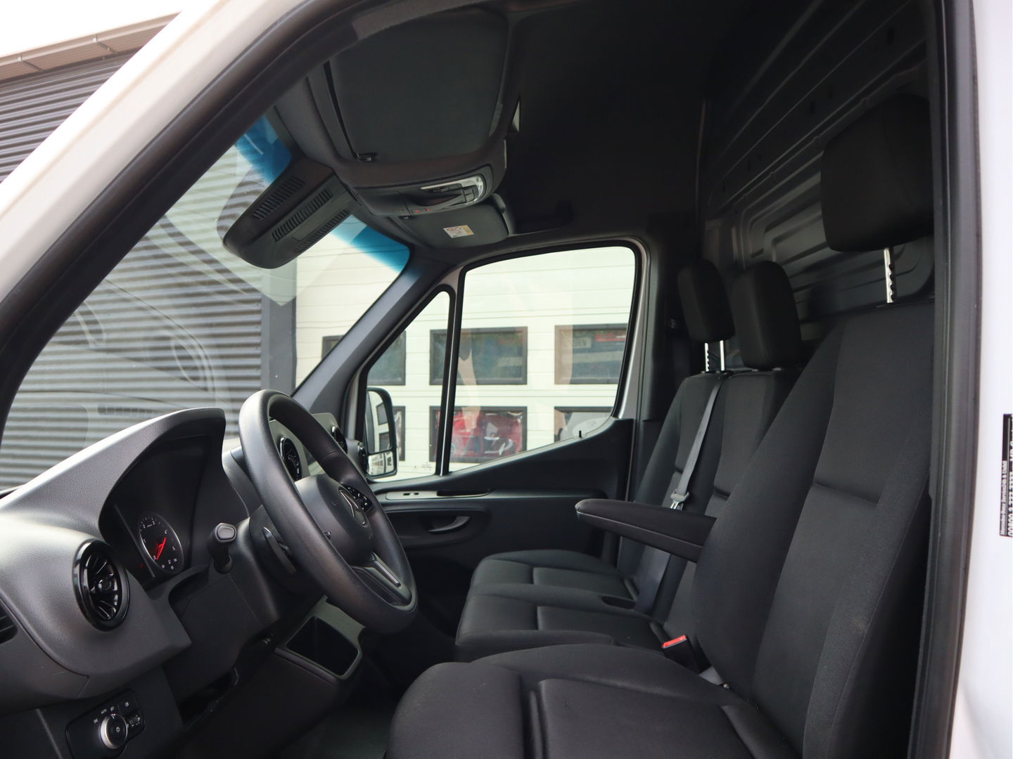 Mercedes-Benz Sprinter 317 CDI Automaat Euro 6 L3H2 - MBUX - 3,5t KG Trekhaak - Cruise - Maxi