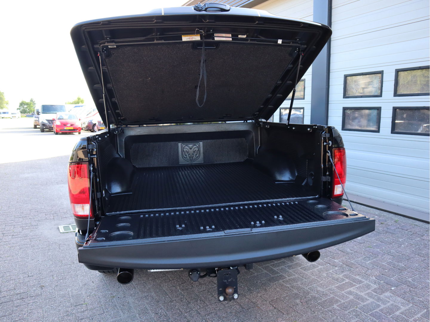 Dodge Ram 1500 5.7 V8 4x4 402 pk Classic - LPG - Leder - Bedcover - Klep - GARANTIE