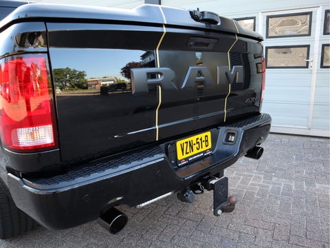 Dodge Ram 1500 5.7 V8 4x4 402 pk Classic - LPG - Leder - Bedcover - Klep - GARANTIE