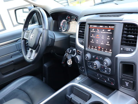Dodge Ram 1500 5.7 V8 4x4 402 pk Classic - LPG - Leder - Bedcover - Klep - GARANTIE