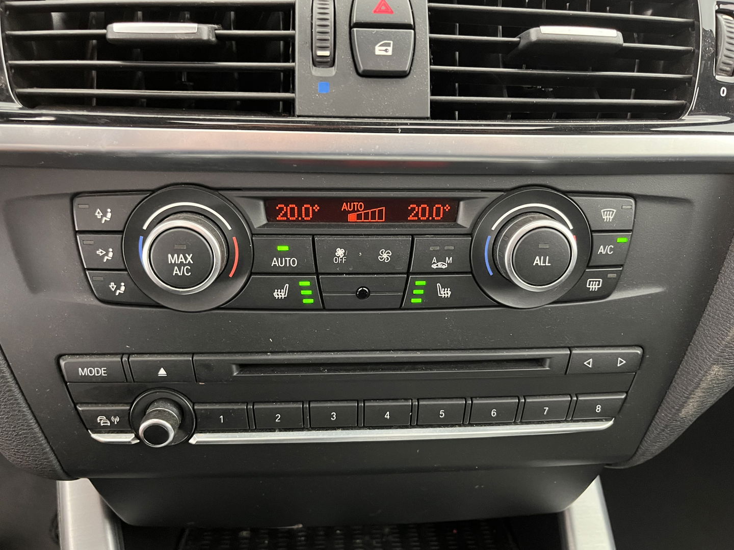 BMW X3 XDrive35d (MOTOR-DEFECT) M-Sport-Pack Aut. * PANO | NEVADA-FULL-LEATHER | BI-XENON | KEYLESS  | NAVI-FULLMAP | DAB | SHIFT-PADDLES | CRUISE | MEMORY-PACK | HEAD-UP | LANE-ASSIST | SPORT-SEATS | TOWBAR | 18"ALU*