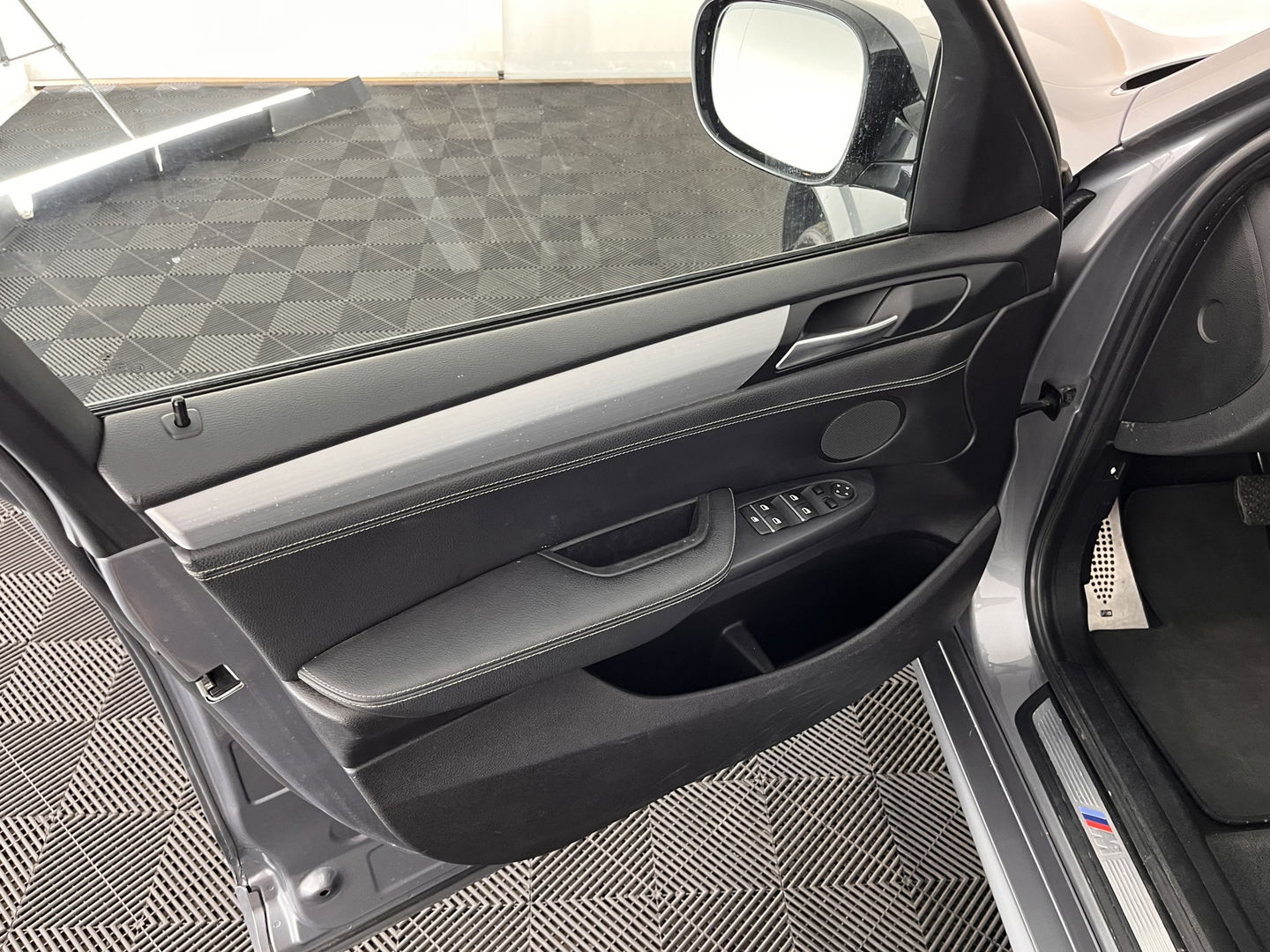 BMW X3 XDrive35d (MOTOR-DEFECT) M-Sport-Pack Aut. * PANO | NEVADA-FULL-LEATHER | BI-XENON | KEYLESS  | NAVI-FULLMAP | DAB | SHIFT-PADDLES | CRUISE | MEMORY-PACK | HEAD-UP | LANE-ASSIST | SPORT-SEATS | TOWBAR | 18"ALU*