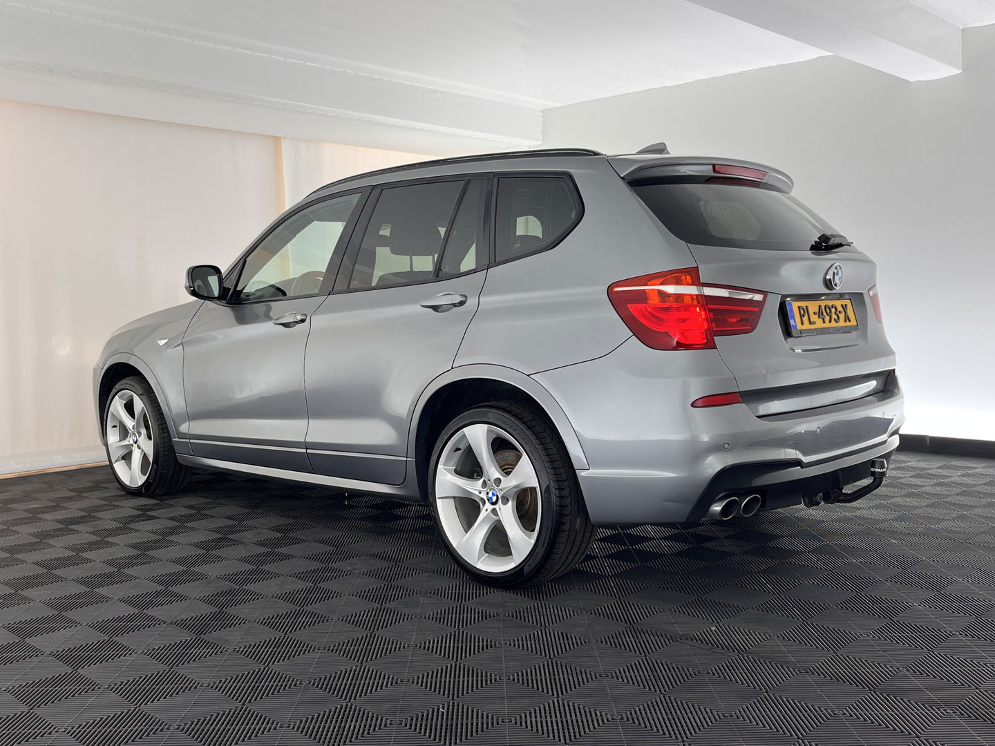 BMW X3 XDrive35d (MOTOR-DEFECT) M-Sport-Pack Aut. * PANO | NEVADA-FULL-LEATHER | BI-XENON | KEYLESS  | NAVI-FULLMAP | DAB | SHIFT-PADDLES | CRUISE | MEMORY-PACK | HEAD-UP | LANE-ASSIST | SPORT-SEATS | TOWBAR | 18"ALU*
