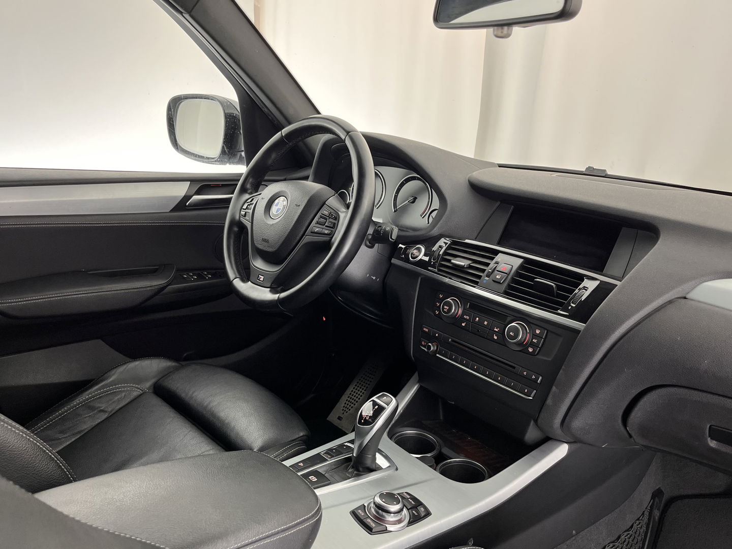 BMW X3 XDrive35d (MOTOR-DEFECT) M-Sport-Pack Aut. * PANO | NEVADA-FULL-LEATHER | BI-XENON | KEYLESS  | NAVI-FULLMAP | DAB | SHIFT-PADDLES | CRUISE | MEMORY-PACK | HEAD-UP | LANE-ASSIST | SPORT-SEATS | TOWBAR | 18"ALU*