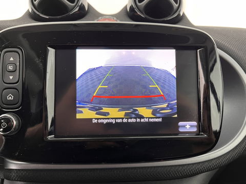 Smart Fortwo EQ Business Solution 18 kWh [3-Fase] ( SOH-93%) Aut. *PANO | LUXURY-LEATHER | NAVI-FULLMAP | CAMERA | HEATED-COMFORTSEATS | AIRCO | CRUISE | AMBIENT-LIGHT | 15''ALU*