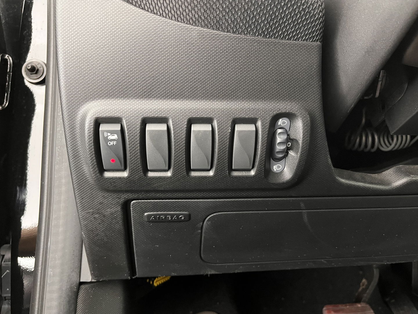 Smart Fortwo EQ Business Solution 18 kWh [3-Fase] ( SOH-93%) Aut. *PANO | LUXURY-LEATHER | NAVI-FULLMAP | CAMERA | HEATED-COMFORTSEATS | AIRCO | CRUISE | AMBIENT-LIGHT | 15''ALU*