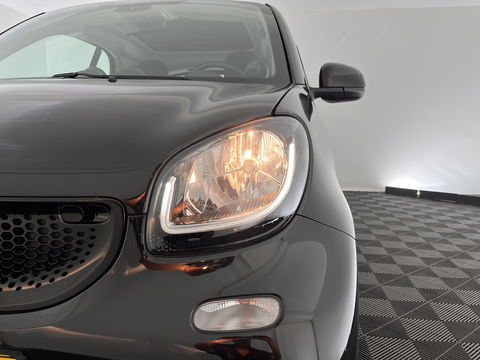 Smart Fortwo EQ Business Solution 18 kWh [3-Fase] ( SOH-93%) Aut. *PANO | LUXURY-LEATHER | NAVI-FULLMAP | CAMERA | HEATED-COMFORTSEATS | AIRCO | CRUISE | AMBIENT-LIGHT | 15''ALU*