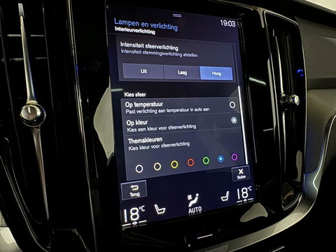 Volvo V60 2.0 T8 Recharge AWD R-Design Pano H/K Trekh. CarPlay