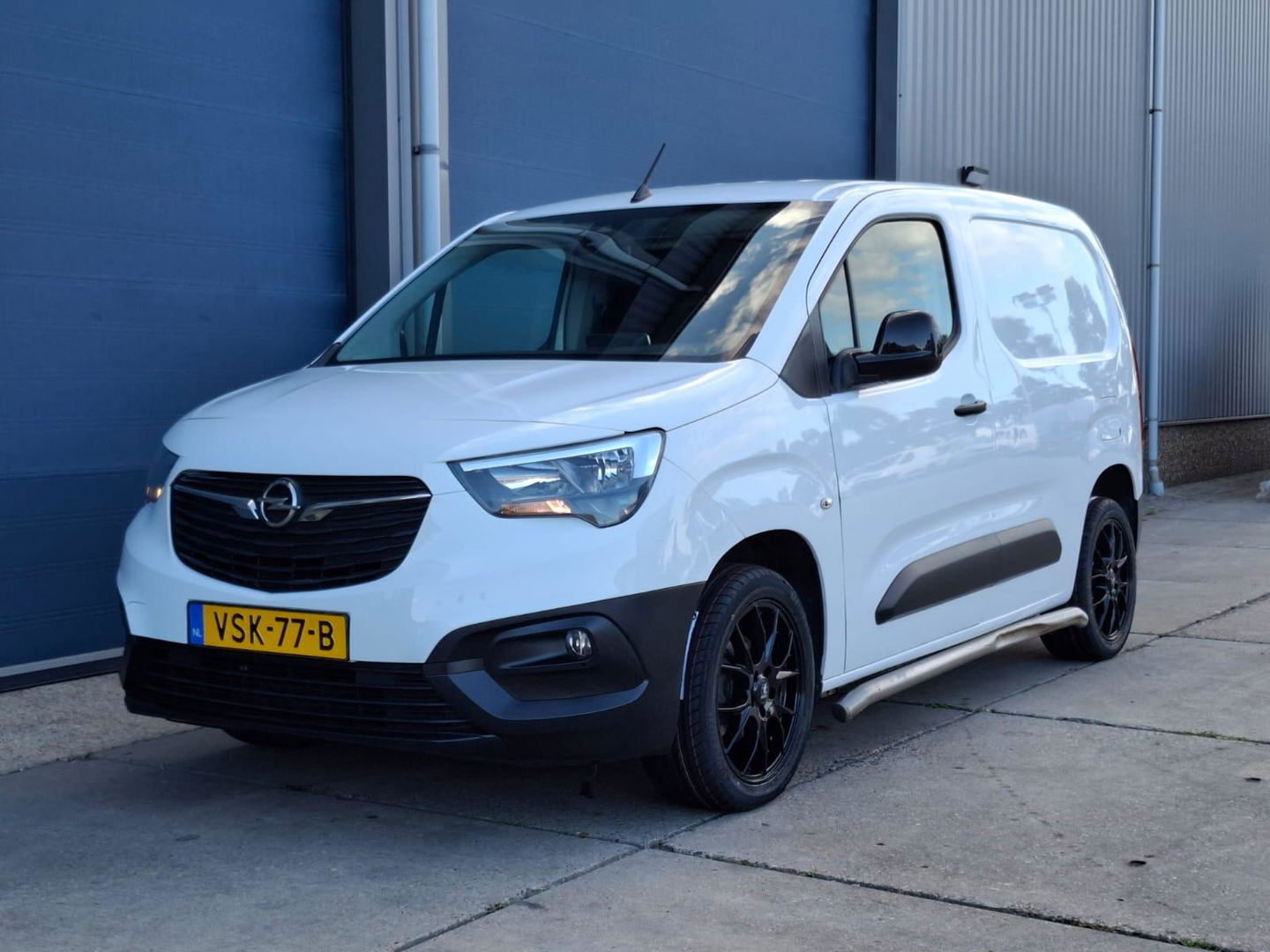 Opel Combo 1.5D L1H1 Edition AIRCO / CRUISE CONTROLE / NAVI / EURO 6