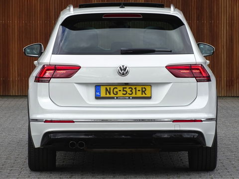 Volkswagen Tiguan 2.0 TSI 4-Motion 180PK / R-Line / ACC / Keyless / Pano / LED /