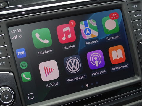 Volkswagen Tiguan 2.0 TSI 4-Motion 180PK / R-Line / ACC / Keyless / Pano / LED /