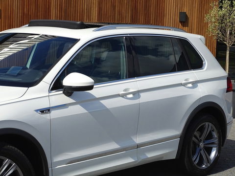 Volkswagen Tiguan 2.0 TSI 4-Motion 180PK / R-Line / ACC / Keyless / Pano / LED /