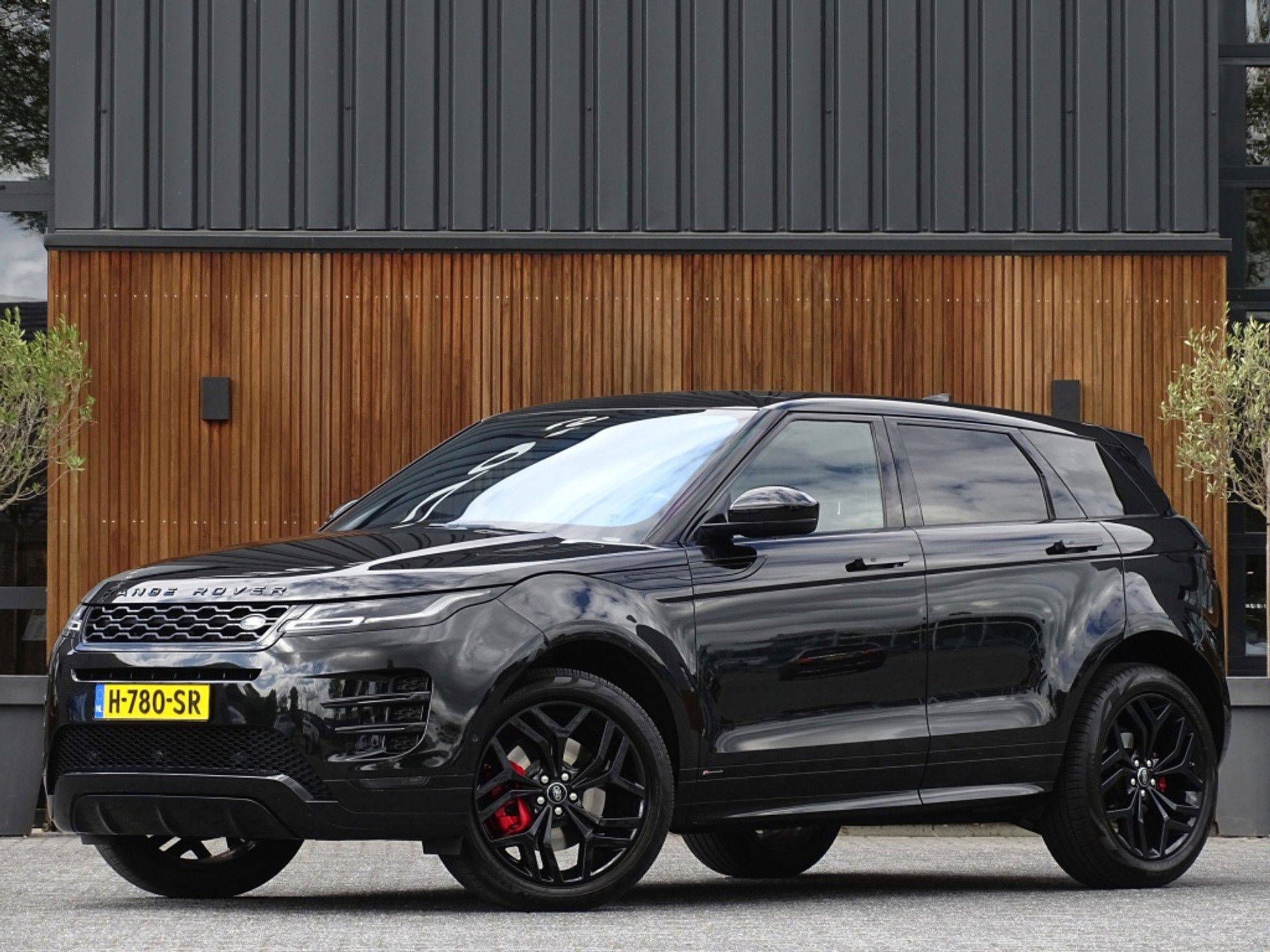 Land Rover Range Rover Evoque 2.0 P200 200PK AWD / R-Dynamic / Meridian / HSE