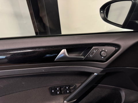 Volkswagen Golf 1.5 TSI Highline PANO CAM PDC