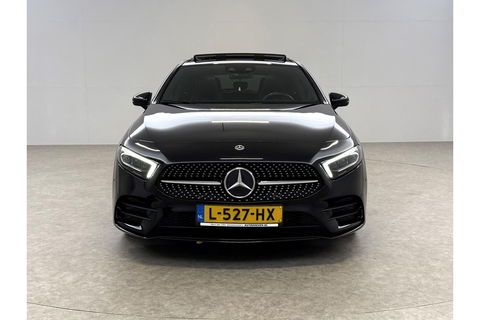 Mercedes-Benz A-Klasse 180 Business Solution AMG Pano Sfeerverl. Virtual LED Clima Cruise Carplay Navi PDC 18"LMV
