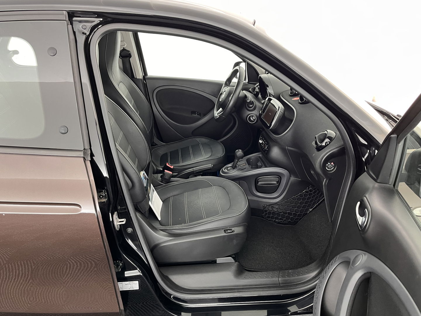 Smart Forfour electric drive prime 18 kWh *PANO | LUXURY-LEATHER | NAVI-FULLMAP | CAMERA | HEATED-COMFORTSEATS | AIRCO | CRUISE | 15''ALU*