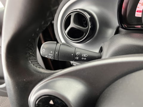Smart Forfour electric drive prime 18 kWh *PANO | LUXURY-LEATHER | NAVI-FULLMAP | CAMERA | HEATED-COMFORTSEATS | AIRCO | CRUISE | 15''ALU*