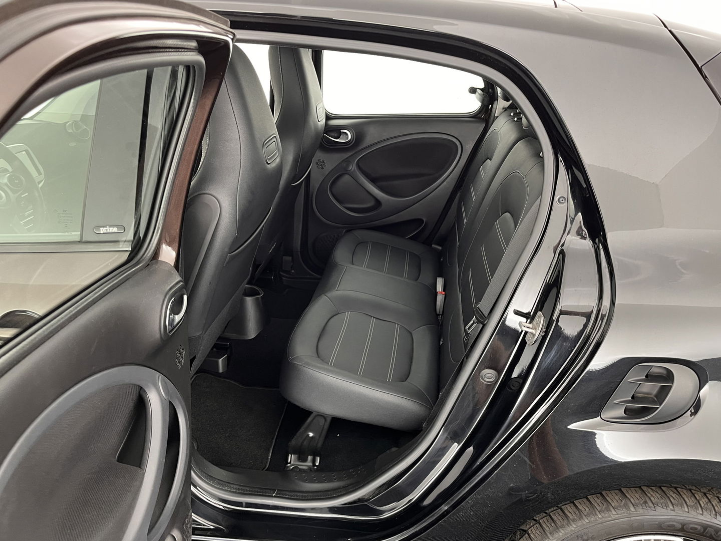 Smart Forfour electric drive prime 18 kWh *PANO | LUXURY-LEATHER | NAVI-FULLMAP | CAMERA | HEATED-COMFORTSEATS | AIRCO | CRUISE | 15''ALU*