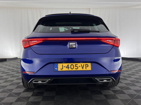 SEAT Leon 2.0 TDI FR-Sportpack Launch Edition (INCL-BTW) Aut.*PANO | LEATHER-FABRIC | FULL-LED | DIGI-COCKPIT | SPORT-SEATS | NAVI-FULLMAP | ECC | SHIFTPADDLES | PDC | AMBIENT-LIGHT | KEYLESS | PRIVACY-GLASS | 17''ALU*