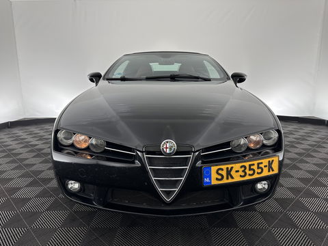 Alfa Romeo Spider 2.4 JTD Q-Tronic Exclusive TI-Sportpack Aut. *LUXURY-LEATHER | BI-XENON | SPORT-SEATS | ECC | SHIFTPADDLES | PDC | CRUISE | 19''ALU*