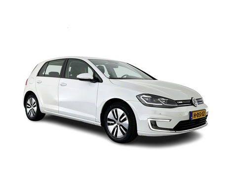 Volkswagen e-Golf Aut. *HEAT-PUMP | LUXURY-LEATHER | FULL-LED | NAVI-FULLMAP | CAMERA | HEATED-SPORTSEATS | ECC | CCS-FASTLOADER | PDC | CARPLAY | CRUISE | 16''ALU*