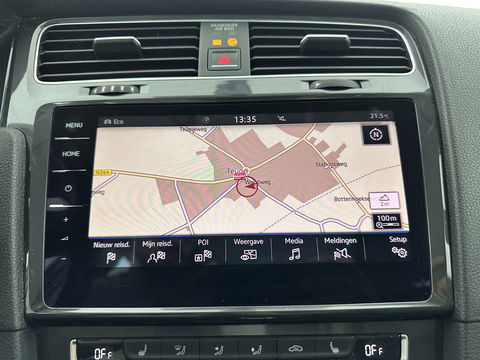 Volkswagen e-Golf Aut. *HEAT-PUMP | LUXURY-LEATHER | FULL-LED | NAVI-FULLMAP | CAMERA | HEATED-SPORTSEATS | ECC | CCS-FASTLOADER | PDC | CARPLAY | CRUISE | 16''ALU*