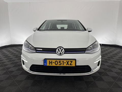 Volkswagen e-Golf Aut. *HEAT-PUMP | LUXURY-LEATHER | FULL-LED | NAVI-FULLMAP | CAMERA | HEATED-SPORTSEATS | ECC | CCS-FASTLOADER | PDC | CARPLAY | CRUISE | 16''ALU*
