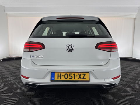 Volkswagen e-Golf Aut. *HEAT-PUMP | LUXURY-LEATHER | FULL-LED | NAVI-FULLMAP | CAMERA | HEATED-SPORTSEATS | ECC | CCS-FASTLOADER | PDC | CARPLAY | CRUISE | 16''ALU*