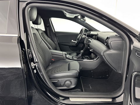 Mercedes-Benz A-Klasse 160 Business Solution *1/2ELATHER | FULL-LED | WIDE-SCREEN-COCKPIT | CAMERA | NAVI-FULLMAP | HEATED-COMFORTSEATS | ECC | PDC | CRUISE | 16''ALU*