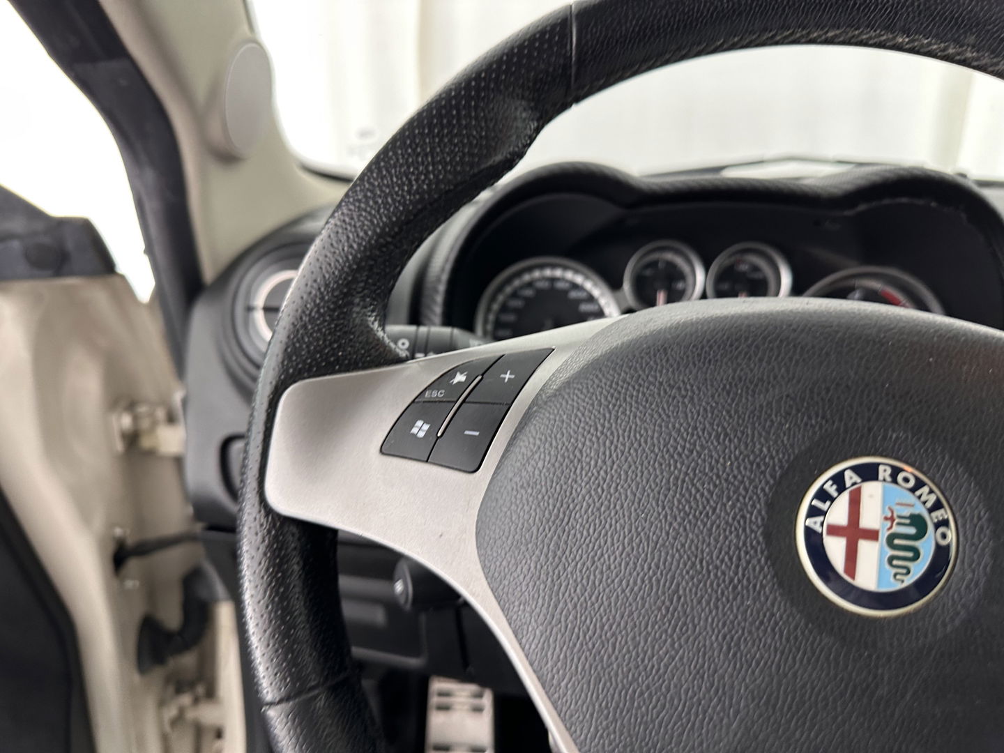 Alfa Romeo MiTo 1.3 JTDm ECO Limited Edition *LUXURY-LEATHER | NAVI-FULLMAP | SPORT-SEATS | ECC | PDC | CRUISE | 17''ALU*