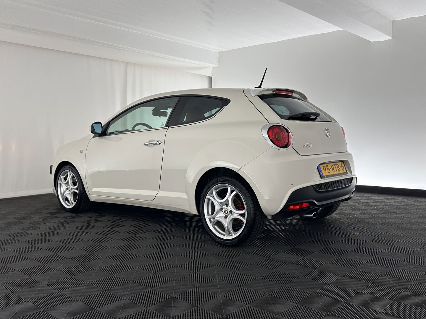 Alfa Romeo MiTo 1.3 JTDm ECO Limited Edition *LUXURY-LEATHER | NAVI-FULLMAP | SPORT-SEATS | ECC | PDC | CRUISE | 17''ALU*