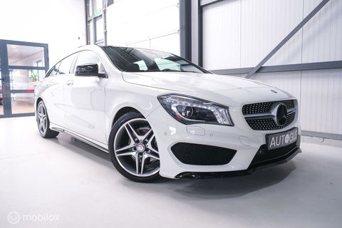 Mercedes-Benz CLA-Klasse Shooting Brake 180 AMG Line | Panorama | Trekhaak | Sportleder | LED | Navigatie | NL auto NAP | Rijklaarprijs |