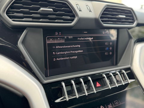 Lamborghini Urus 4.0 V8|Pano|Keramisch|B&O|Massage|Luchtvering|360Camera|ACC|Leder|650PK